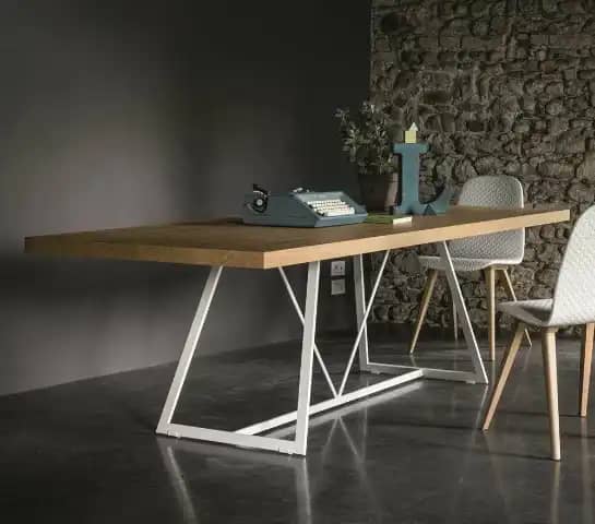 Custom Table